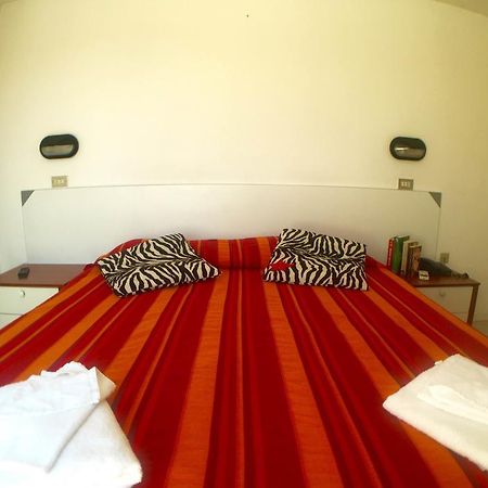 Hotel Mehari Riccione Luaran gambar