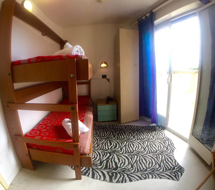 Hotel Mehari Riccione Luaran gambar