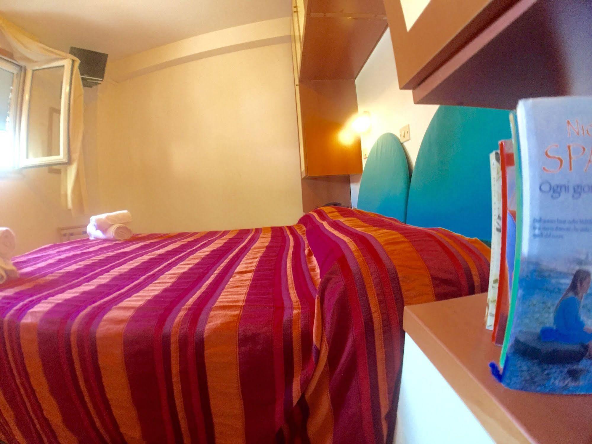 Hotel Mehari Riccione Luaran gambar
