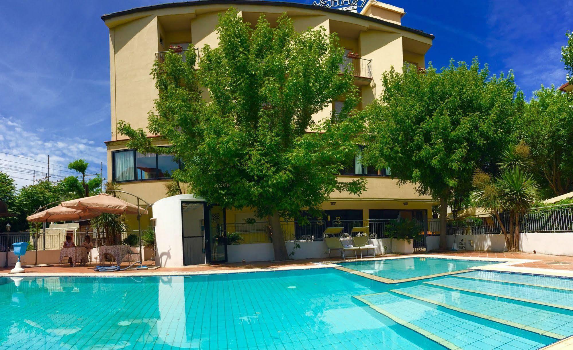 Hotel Mehari Riccione Luaran gambar