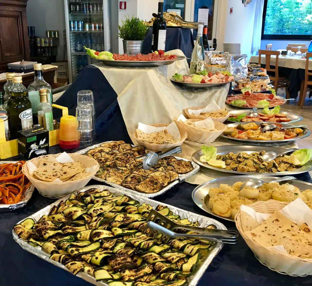 Hotel Mehari Riccione Luaran gambar